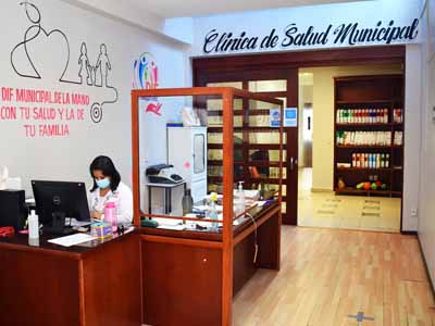 Continúan servicios gratuítos en Clínica de Salud municipal.